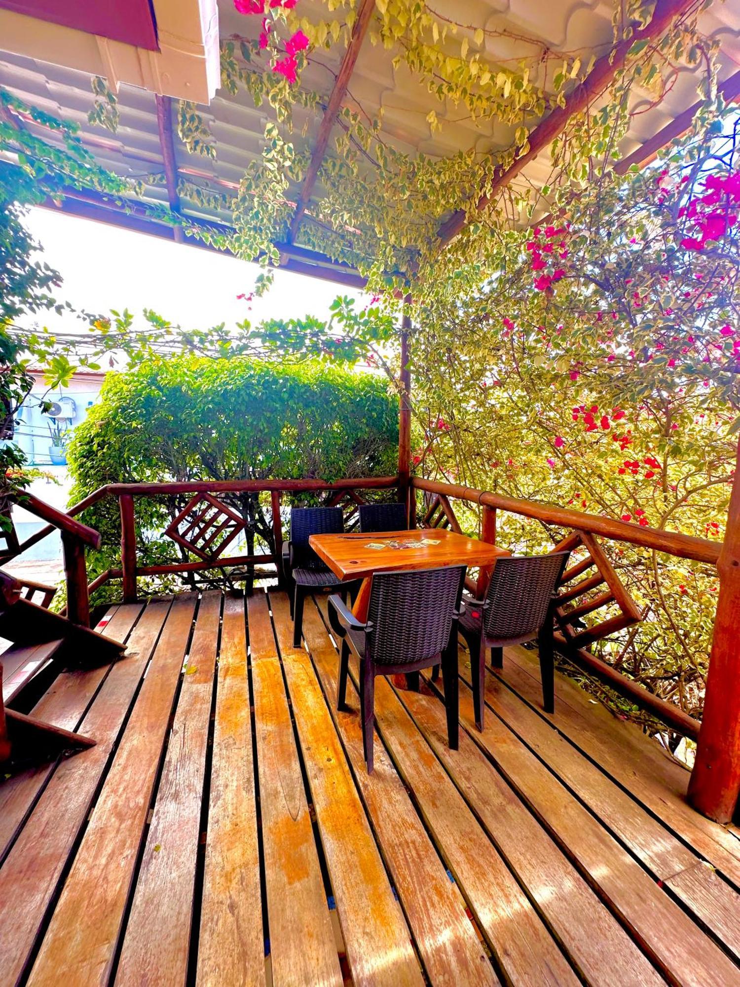 Casa Del Lago Lodging House Пуерто Айора Екстериор снимка